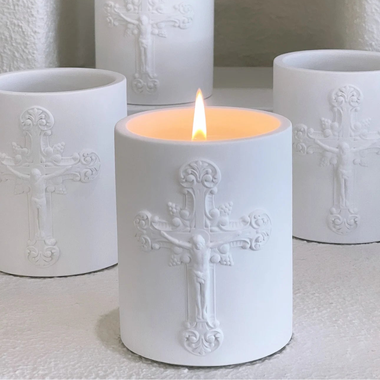Light of Christ Prayer Candle - Sweet Livani Fragrance